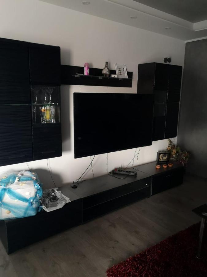 Apartment Istuk Каштела Экстерьер фото