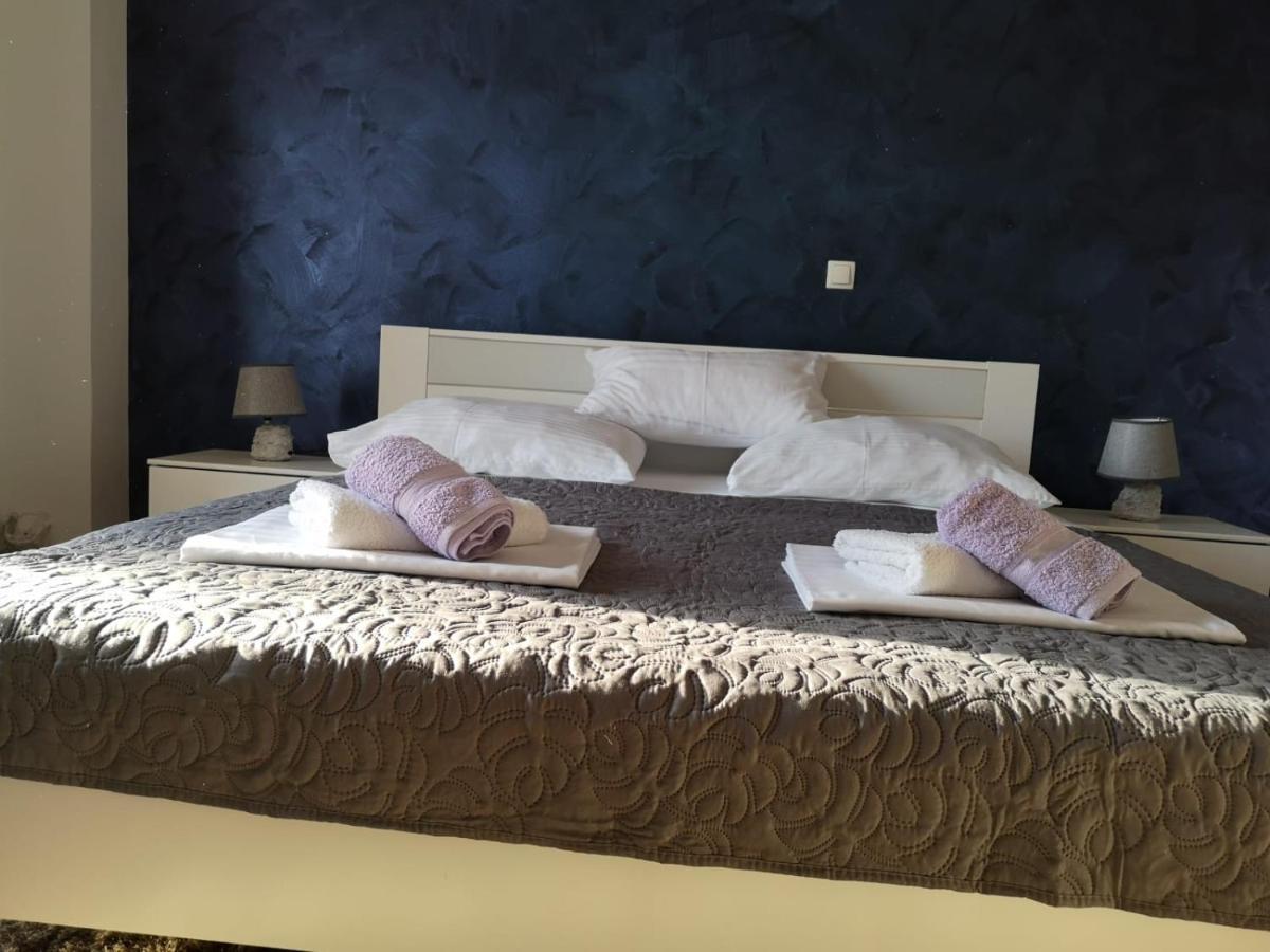 Apartment Istuk Каштела Экстерьер фото